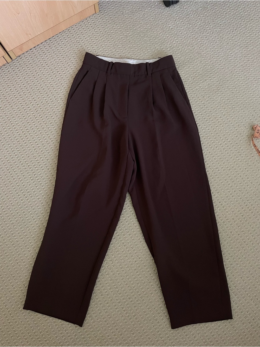 aritzia effortless pants (brown, short)